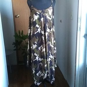 🆕Camo 🆒 Caftan Handkerchief Maxi-Dress